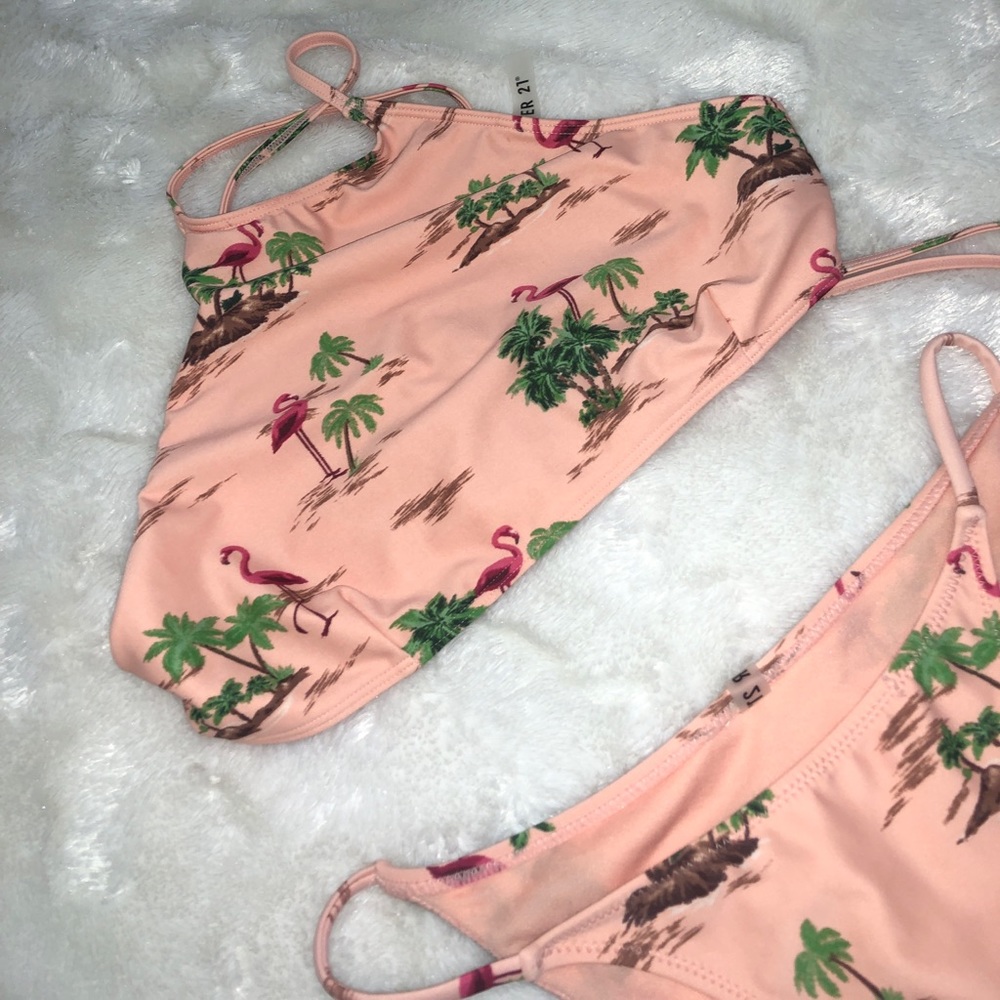Halter Bikini - Picture 3 of 6